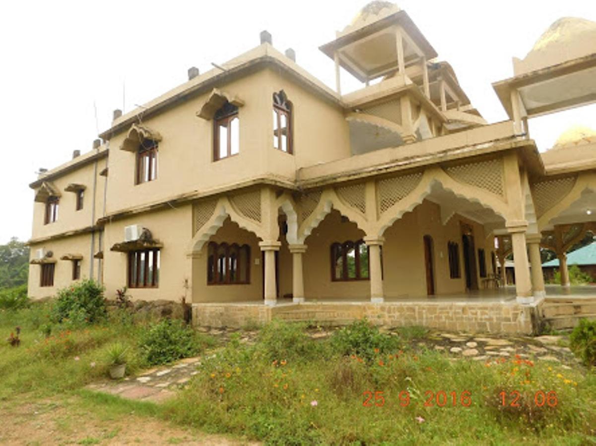 Royal Heritage Bandhavgarh Hotel Bandhavgarh National Park Eksteriør billede